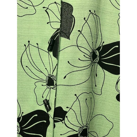 Maggie Barnes Womens Plus Size 3X Green Floral Button-Front Blouse w/ Black Tank - Picture 6 of 16